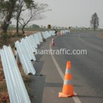 เตรียมติดตั้ง guard rail บนทางหลวงหมายเลข 2190 จังหวัดกาฬสินธุ์