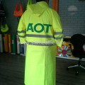 เสื้อกันฝน AOT