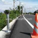 งานติดตั้ง guardrail ที่ตำบลงิ้วราย อำเภอนครชัยศรี จังหวัดนครปฐม