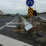 guardrail แปลว่าลูกฟูกเหล็กราว ทางหลวงพิเศษหมายเลข 9 ตอน คลองพระยาสุเรนทร์ - พระประแดง