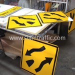 Khmer Traffic Sign W1-45 and W1-46