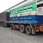 รถบรรทุกขึ้นราวเหล็กลูกฟูกไปยังประเทศกัมพูชา