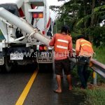 guard rails แขวงทางหลวงชุมพร ปริมาณงาน 1,136 เมตร