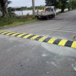 plastic speed breaker บริเวณจุดตัดทางรถไฟ จำนวน 4 จุด องค์การบริหารส่วนตำบลบางเตย