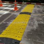 plastic speed bumps โรงพยาบาลกรุงเทพคริสเตียน