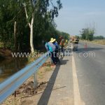 w-beam guard rails ทางหลวงหมายเลข 3304 ตอนควบคุม 0100 ตอน บ้านโพธิ์ - แปลงยาว