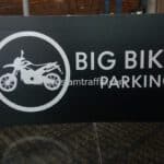 ป้ายที่จอดรถ BIG BIKE PARKING บริษัท เซ็นทรัลพัฒนา จำกัด (มหาชน)