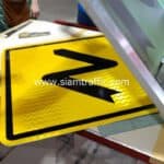 Double Bend sign 75 x 75 cm. export to Yangon, Republic of the Union of Myanmar