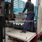 ติดตั้งราวเหล็กลูกฟูกกั้นขอบทาง บนทางหลวงหมายเลข 1319 ติดตั้งราวเหล็กลูกฟูกกั้นขอบทาง บนทางหลวงหมายเลข 1319