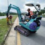 Guard rail ติดตั้งบนทางหลวงหมายเลข 4 ตอน เสียบญวน – กระบุรี