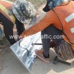 ขั้นตอนการติดตั้งการ์ดเรล ทางหลวงพิเศษหมายเลข 7 ตอน พัทยา – มาบตาพุด ปริมาณงานรวม 15,000 ม.