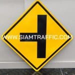 ป้ายเตือน ต.13 หรือป้ายเตือนทางแยก ขนาด 60 x 60 ซม.