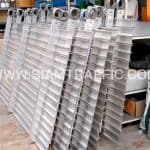 ทำป้ายโอเวอร์แฮงค์ (Overhang) แบบแขวน กทม. ขนาด 120 x 240 ซม.