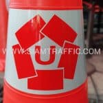 กรวยจราจร eva ติดแถบสะท้อนแสง พร้อมสกรีนโลโก้บริษัท