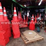 กรวยจราจรสูง 70 เซนติเมตร แถบล่างสกรีนข้อความ "ทล. 366 SEC.2"