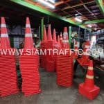 กรวยจราจร 80 ซม. คาดแถบสะท้อนแสงสีขาว 2 แถบ