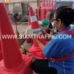 กรวยจราจร สีส้ม สกรีนข้อความ แขวงทางหลวงลพบุรีที่ 1