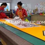 ป้ายเตือนจราจร เขตโรงเรียน ลดความเร็ว 30 กม./ชม.