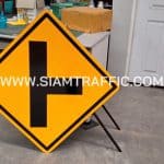 ป้ายทางแยก ป้ายเตือนจราจร ต.14 ขนาด 75 x 75 เซนติเมตร