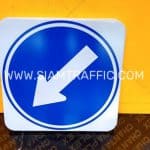 ป้ายบังคับ บ-40 หรือป้ายให้ชิดซ้าย แบบพับขอบ ขนาด 45 x 45 เซนติเมตร