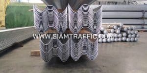 Guard rails สำหรับติดตั้งทางหลวงพิเศษระหว่างเมือง (มอเตอร์เวย์)